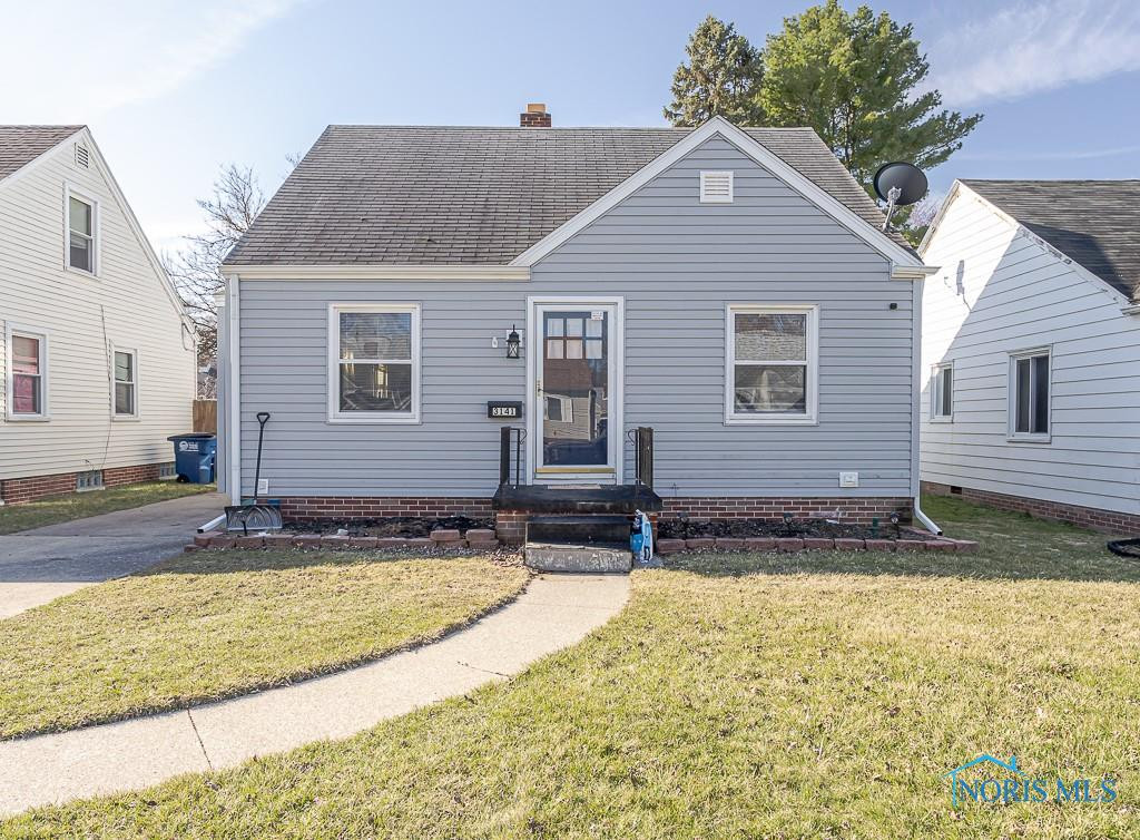 3141 Cragmoor Avenue