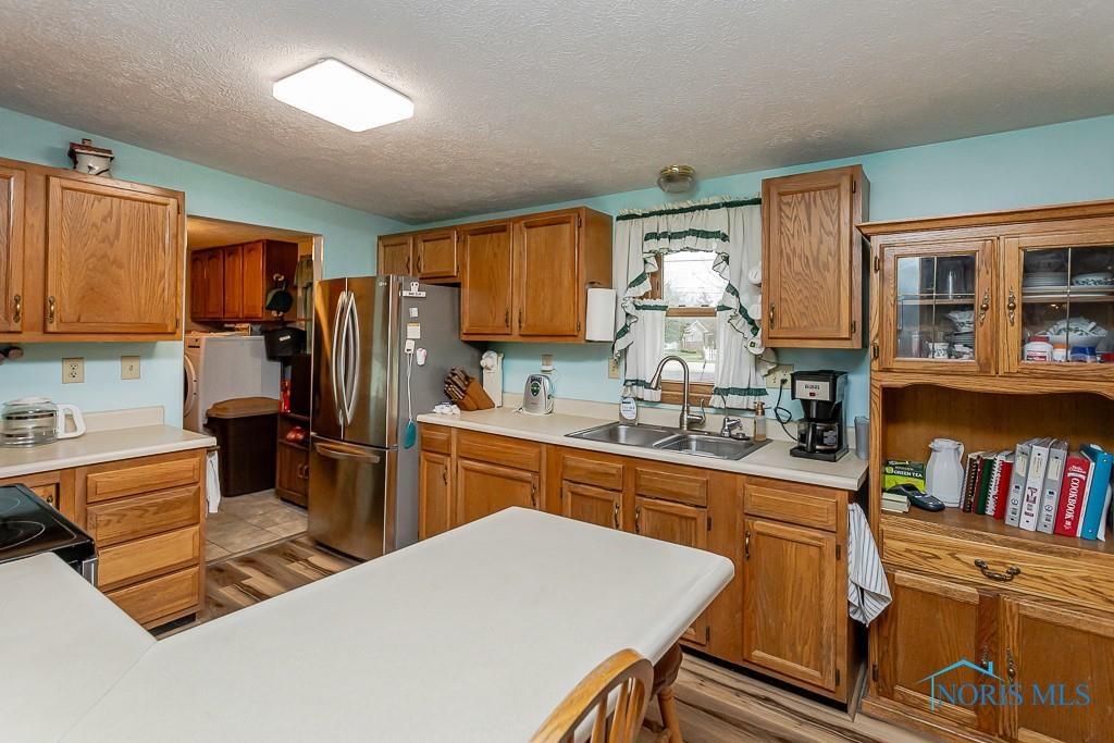 9317 W State Route 163