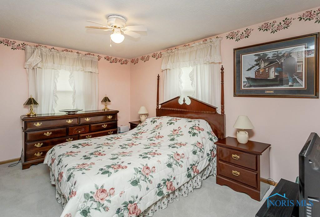 9317 W State Route 163