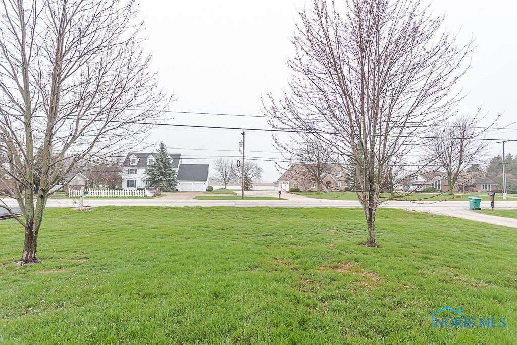 9317 W State Route 163