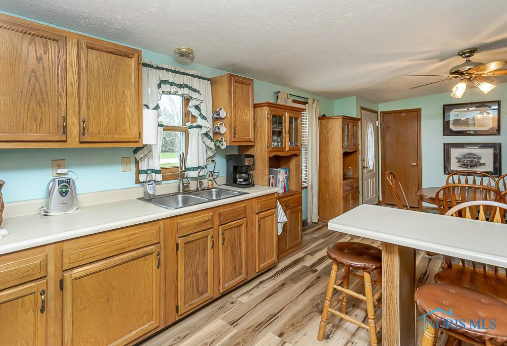9317 W State Route 163