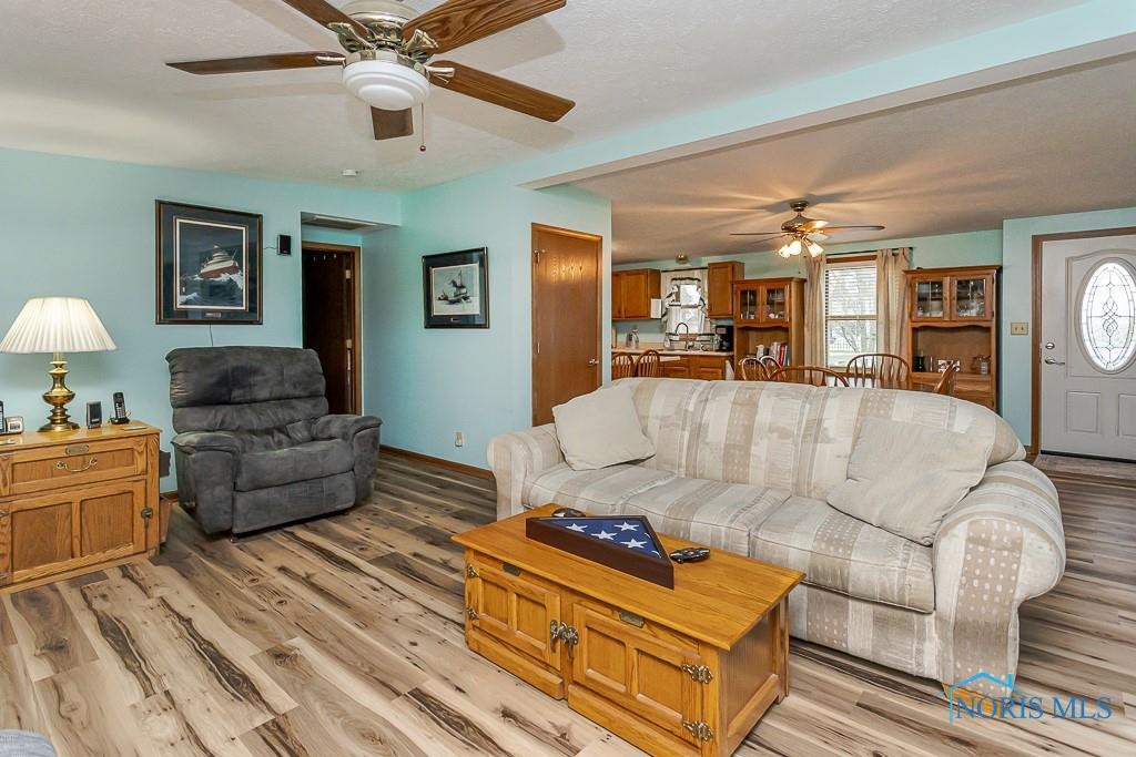 9317 W State Route 163