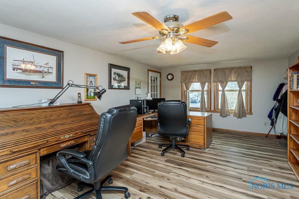 9317 W State Route 163