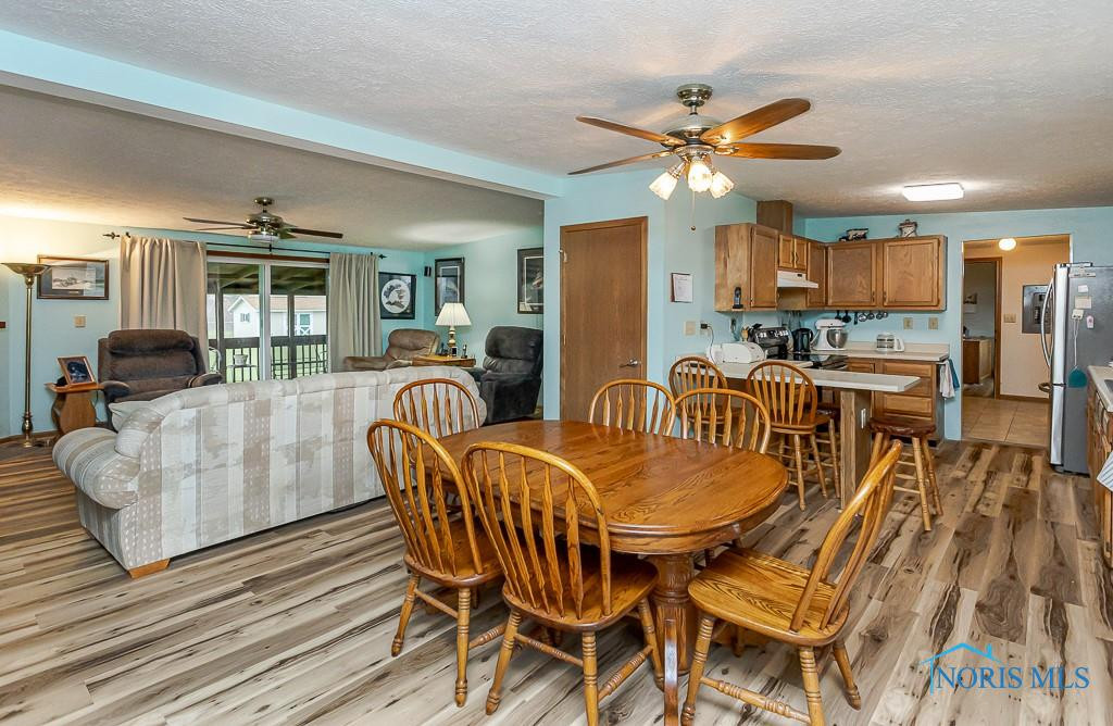 9317 W State Route 163