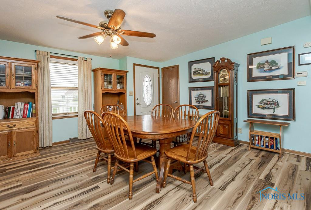 9317 W State Route 163