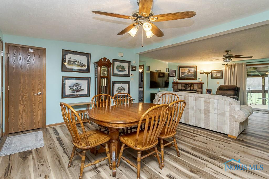 9317 W State Route 163