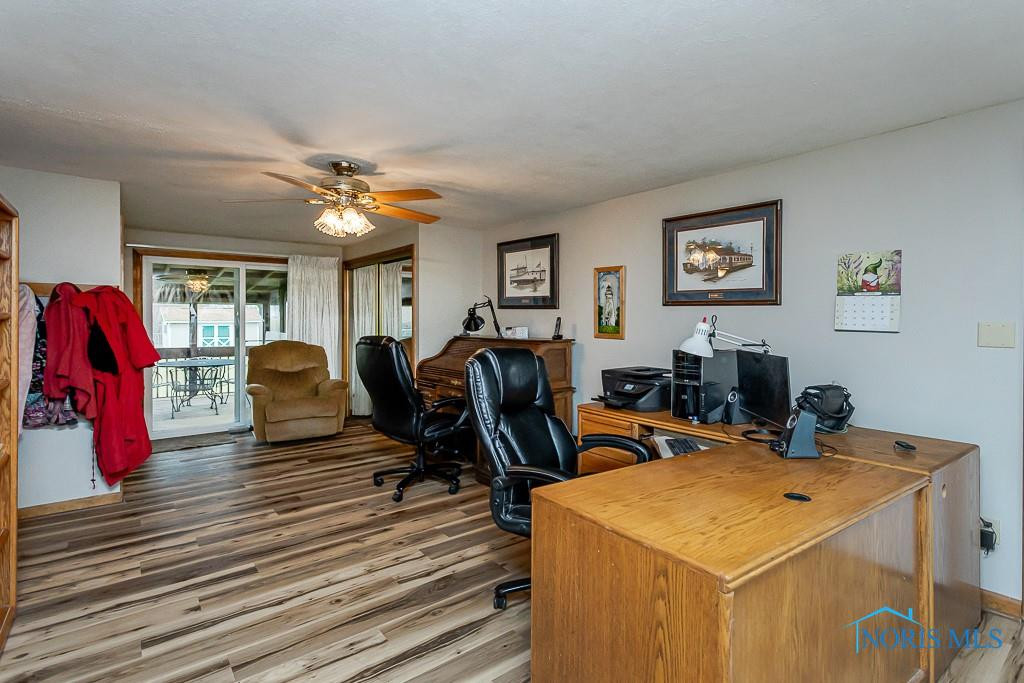 9317 W State Route 163