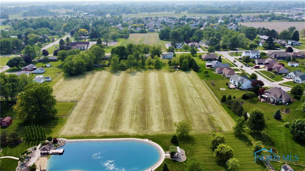 1105 S Lallendorf Road