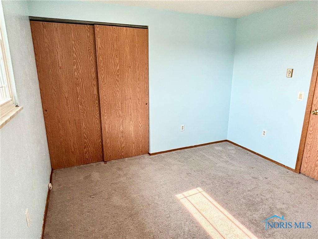 1105 S Lallendorf Road