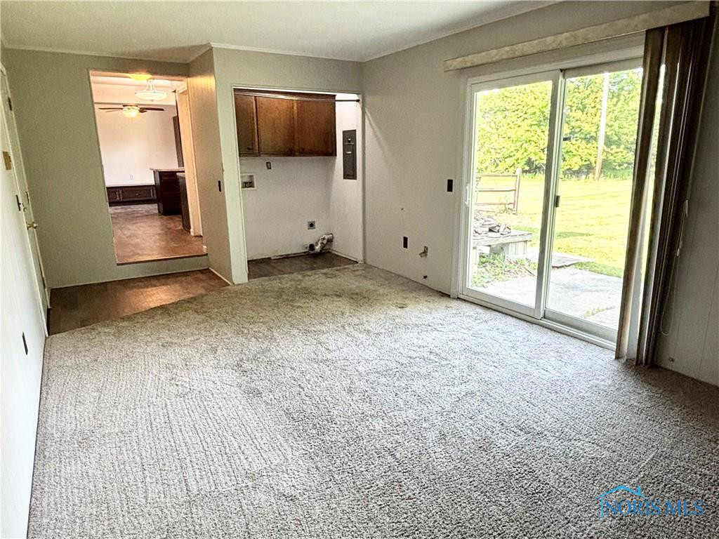 1105 S Lallendorf Road