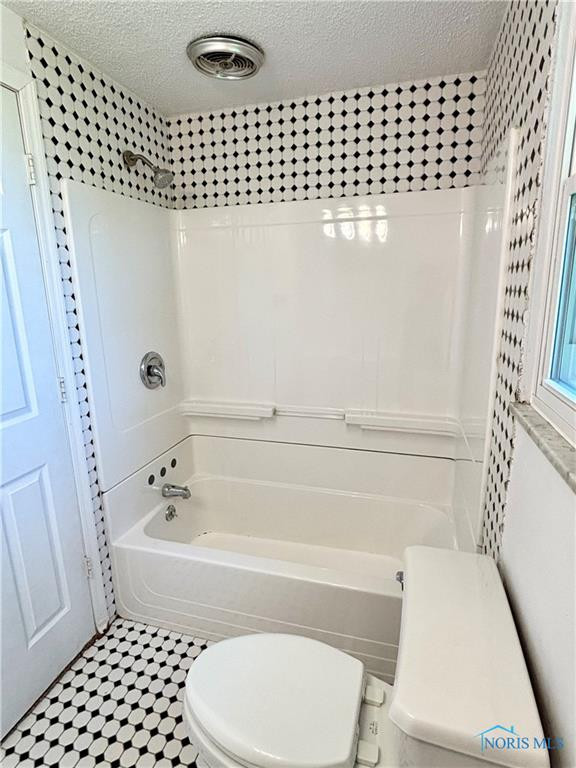 1105 S Lallendorf Road