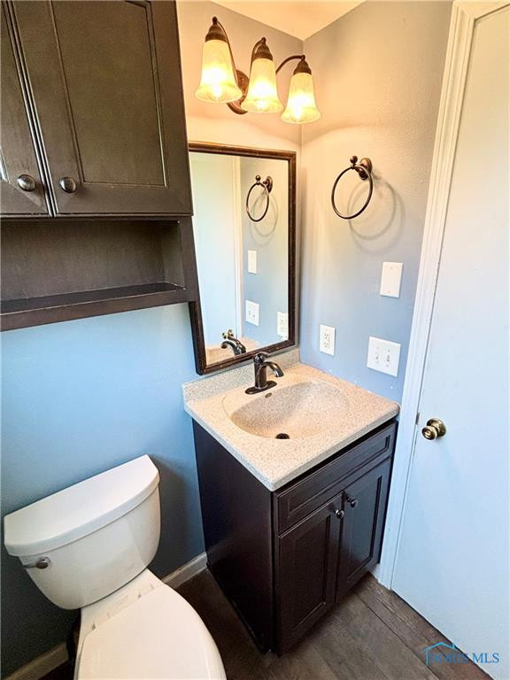 1105 S Lallendorf Road