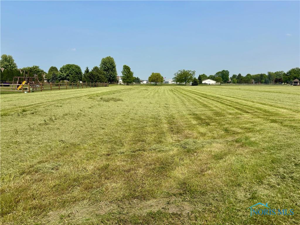 1105 S Lallendorf Road