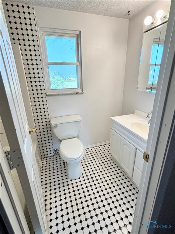 1105 S Lallendorf Road