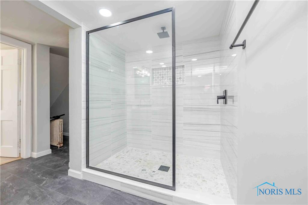 12342 W State Route 105