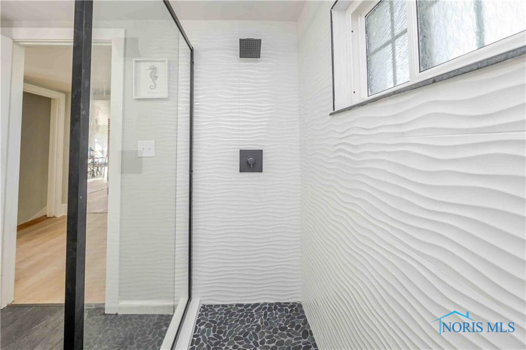 12342 W State Route 105