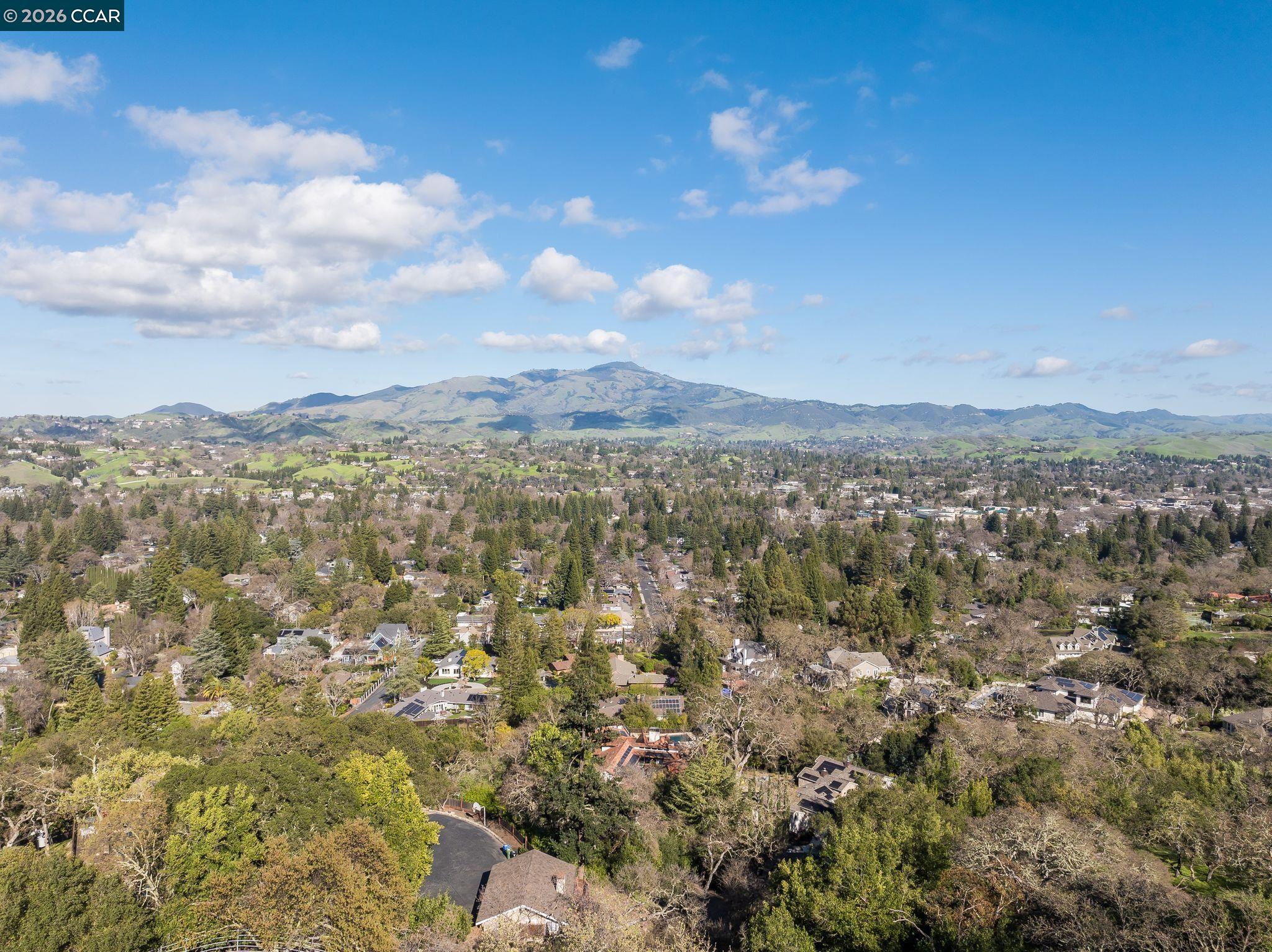 300 Oak View Ter