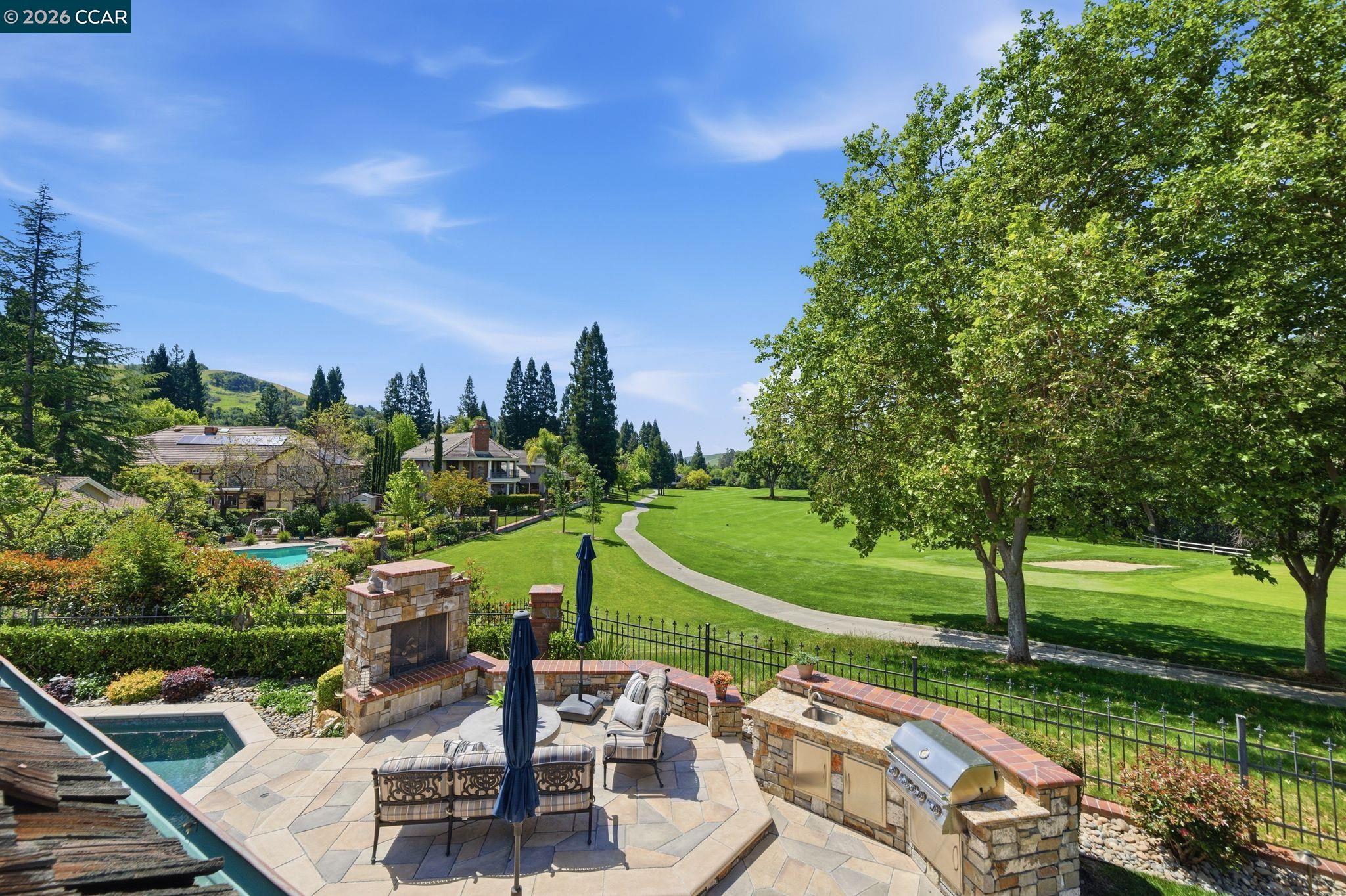 51 Red Cypress Ct