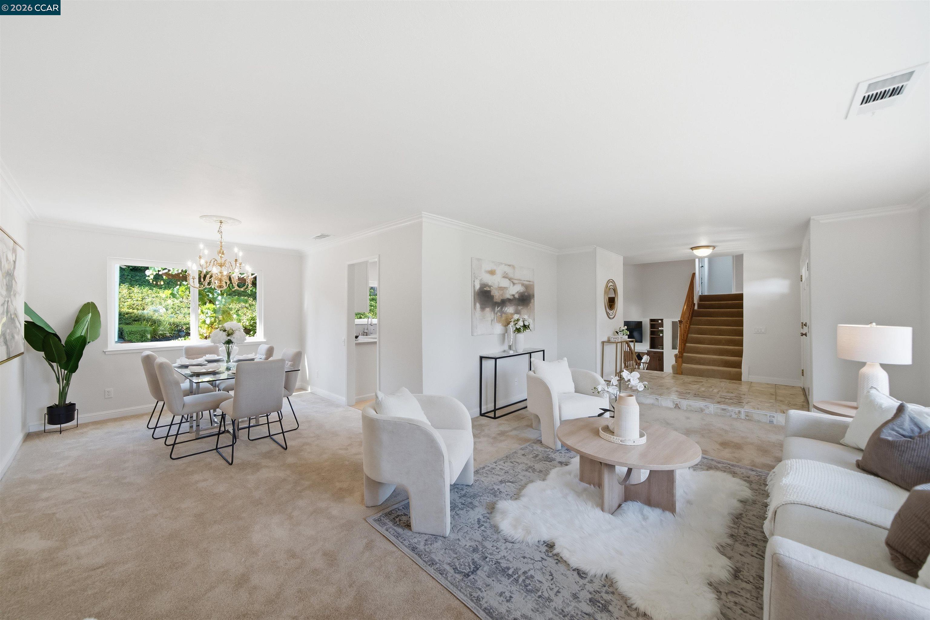 3286 Burgundy Dr