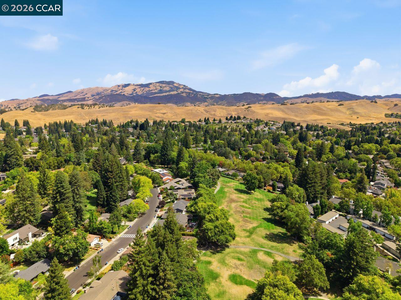 559 Old Orchard Dr