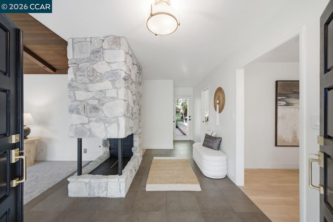 559 Old Orchard Dr
