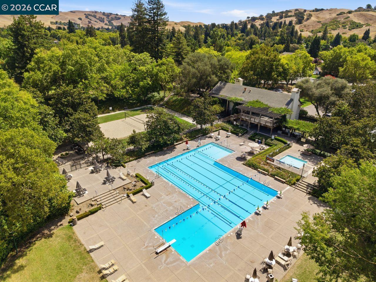 559 Old Orchard Dr