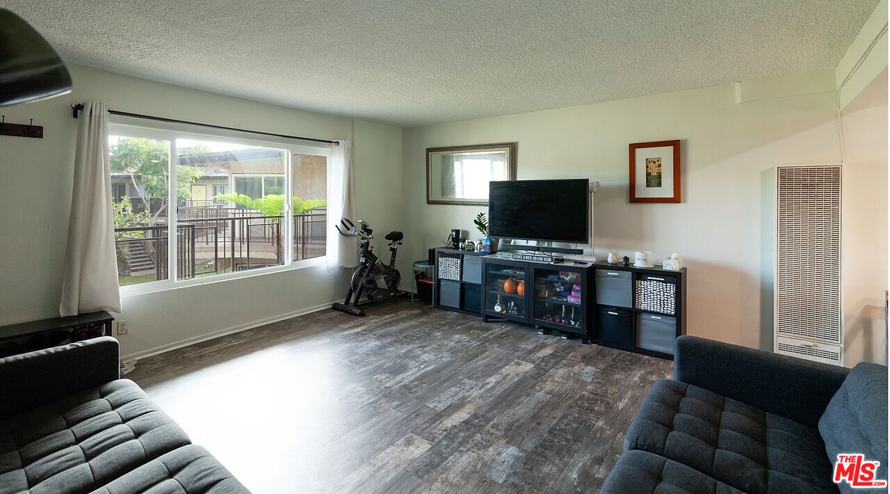 7000 S La Cienega Blvd Unit: 30
