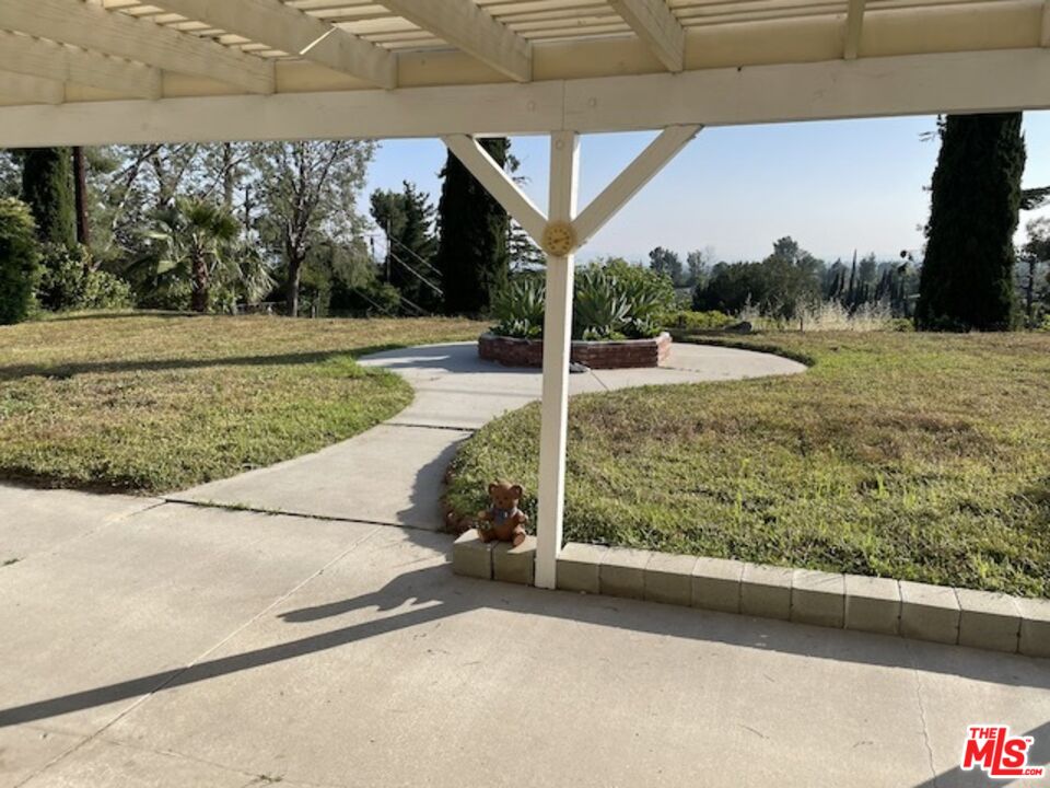 12055 Woodley Ave