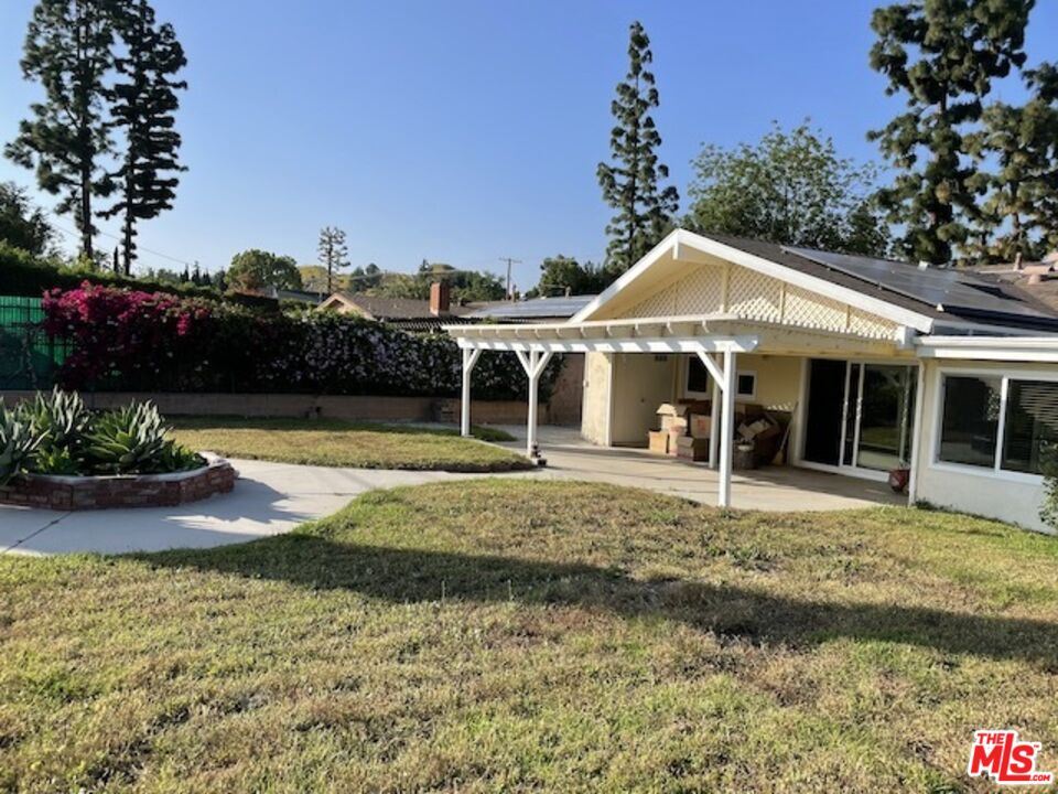 12055 Woodley Ave