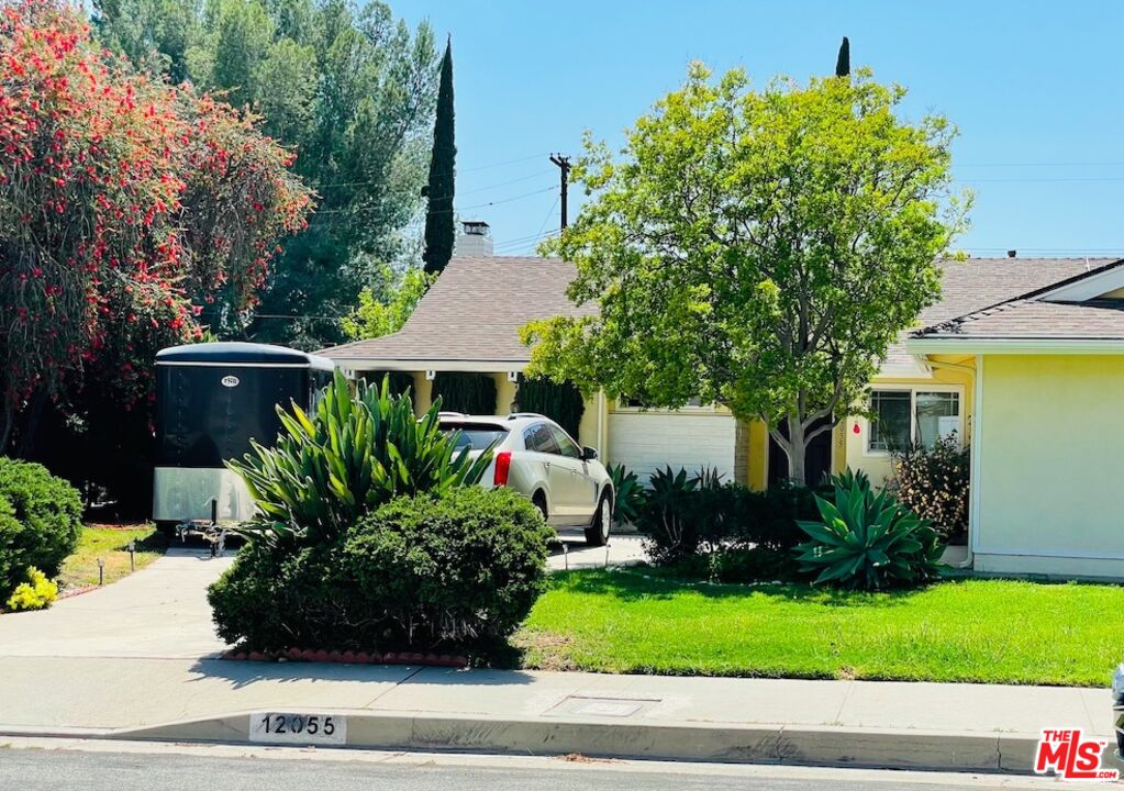 12055 Woodley Ave