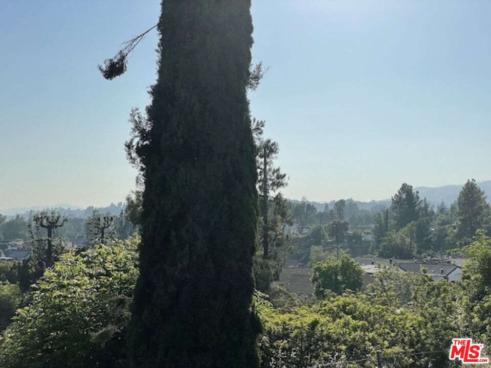 12055 Woodley Ave
