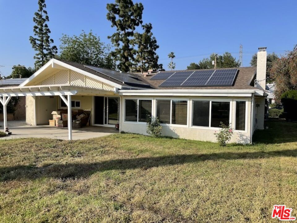 12055 Woodley Ave