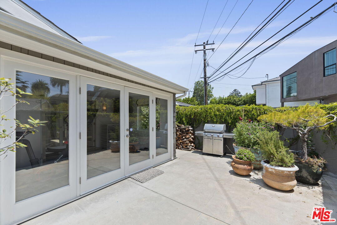 207 10th Street
