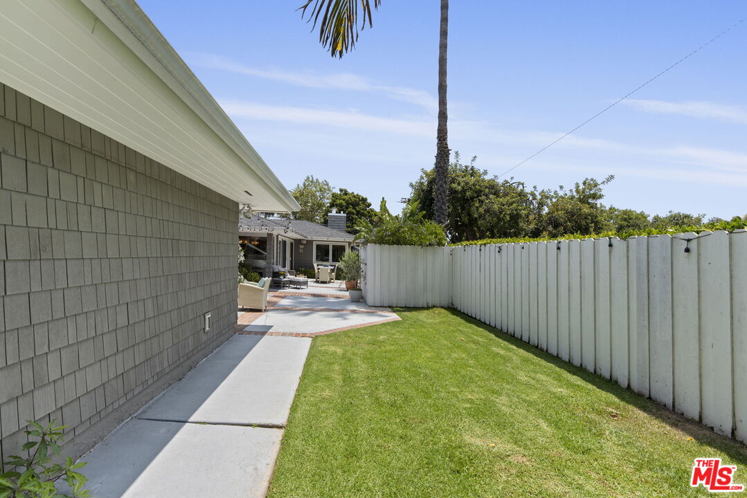 207 10th Street