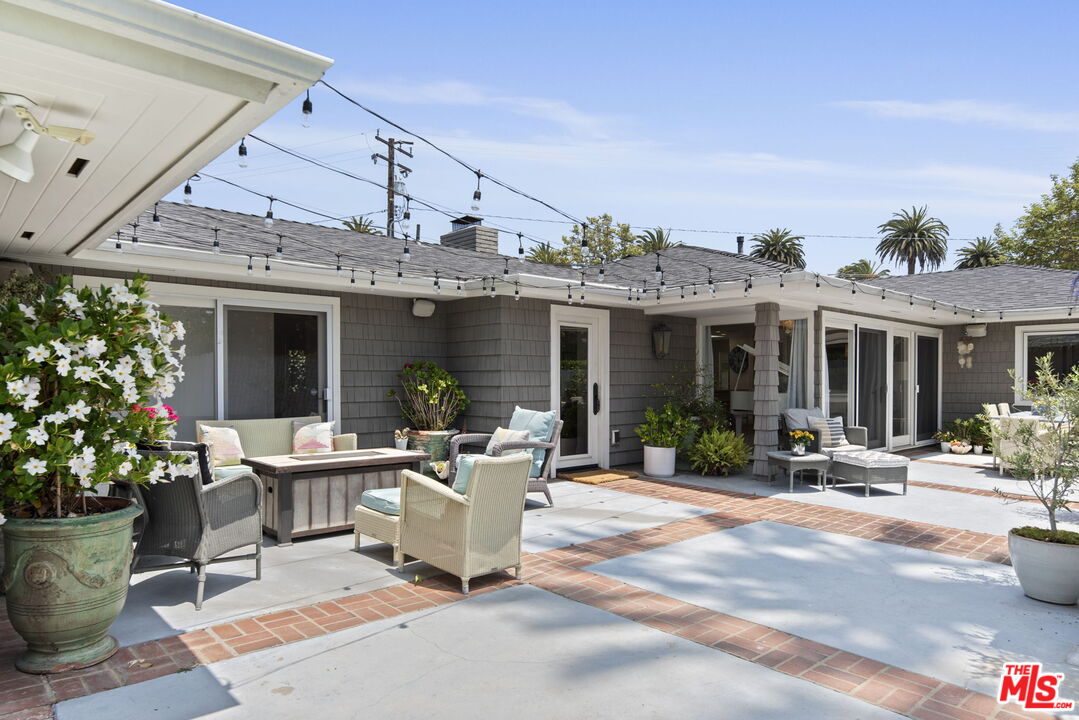 207 10th Street