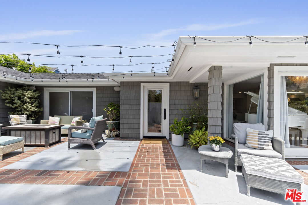 207 10th Street