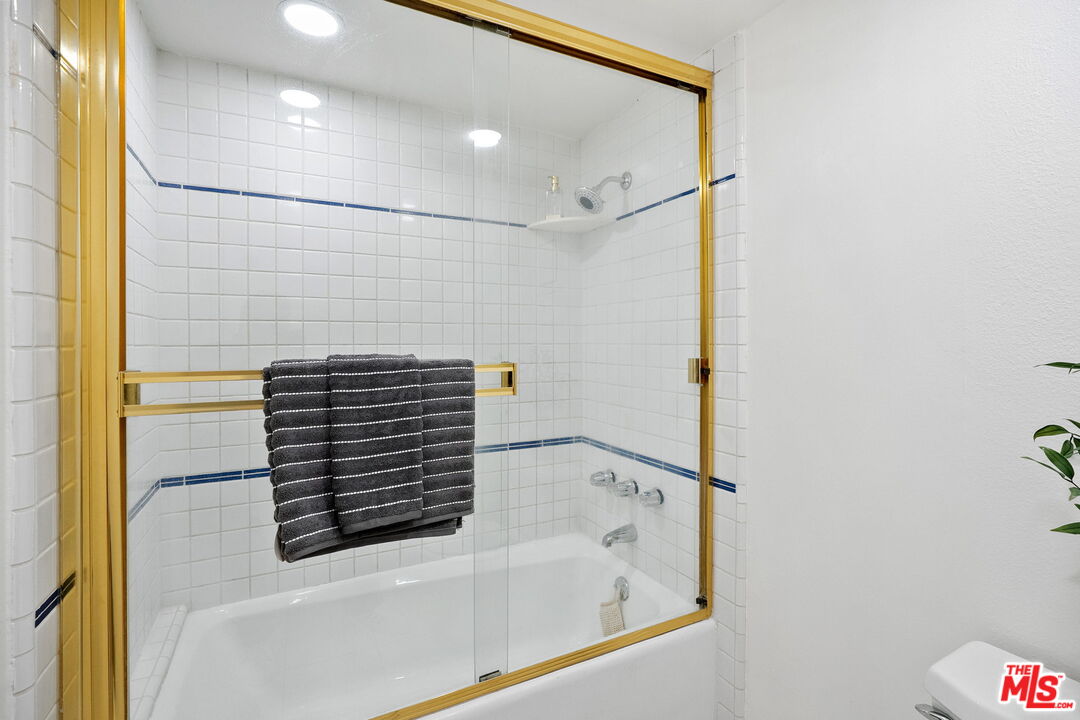 10535 Wilshire Blvd Unit: 410