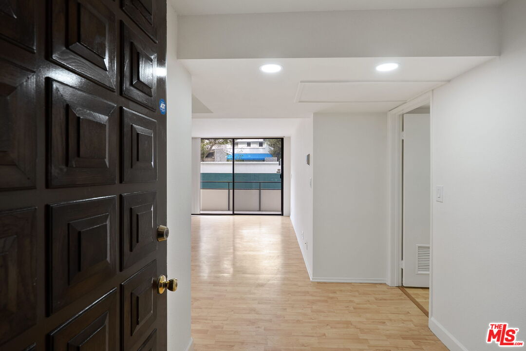 10535 Wilshire Blvd Unit: 410