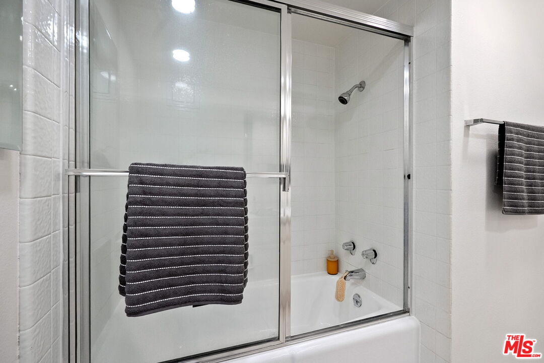 10535 Wilshire Blvd Unit: 410