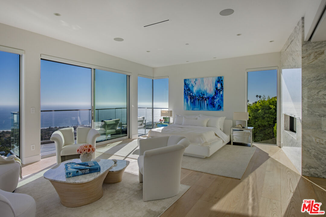 5353 Horizon Dr