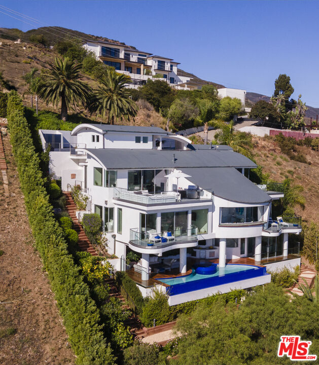 5353 Horizon Dr
