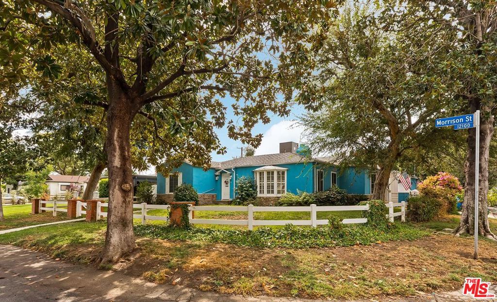 12154 Morrison Street