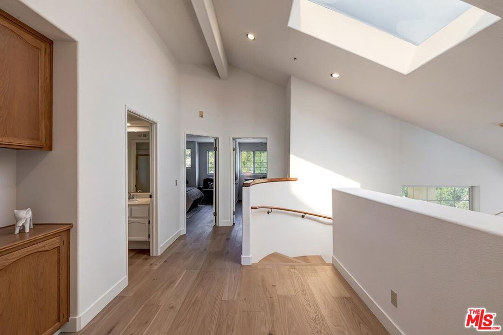 17923 Lone Oak Drive