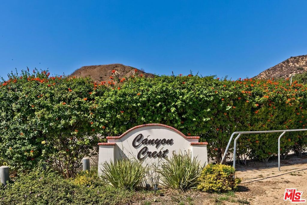 17923 Lone Oak Drive