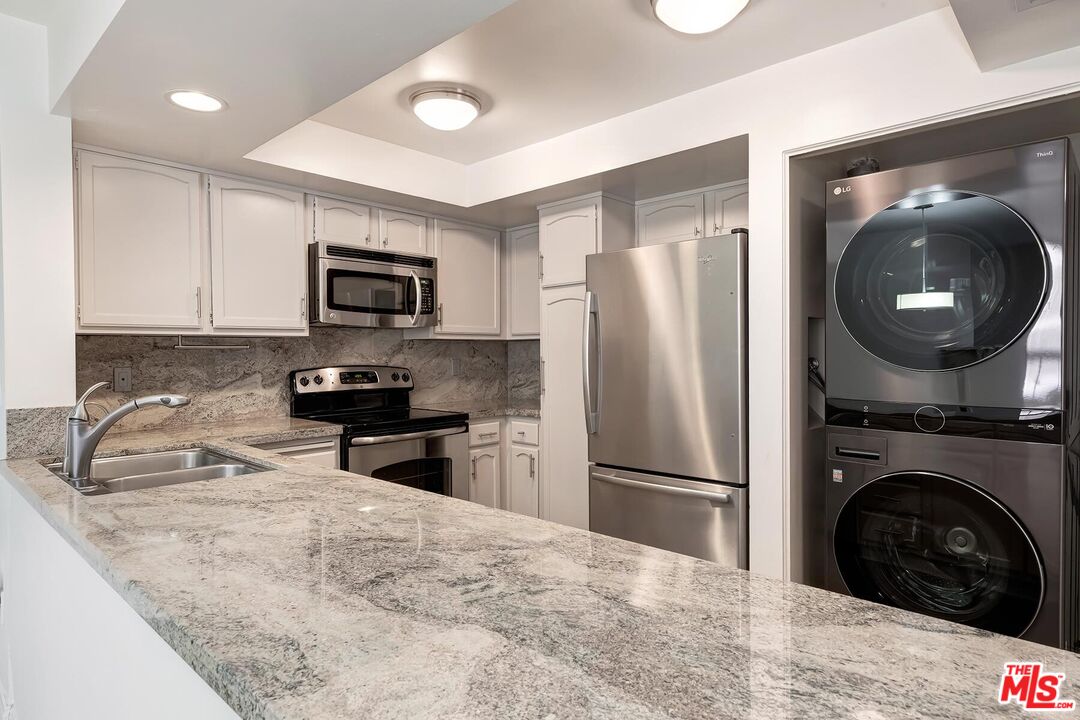 10590 Wilshire Blvd Unit: 302