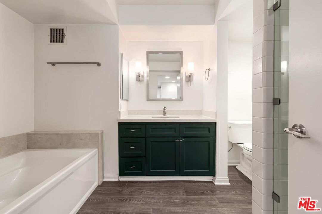 10590 Wilshire Blvd Unit: 302