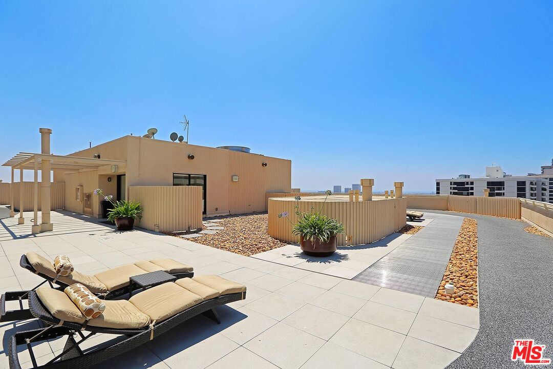 10590 Wilshire Blvd Unit: 302
