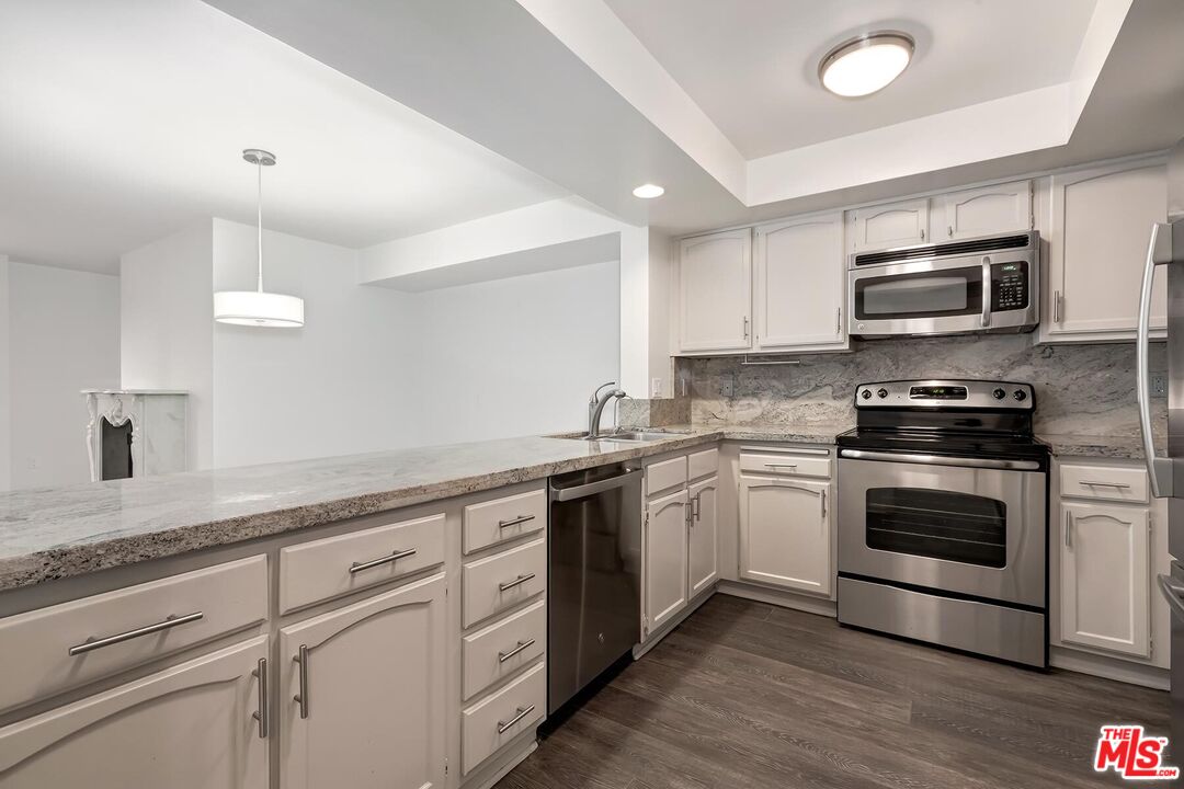10590 Wilshire Blvd Unit: 302