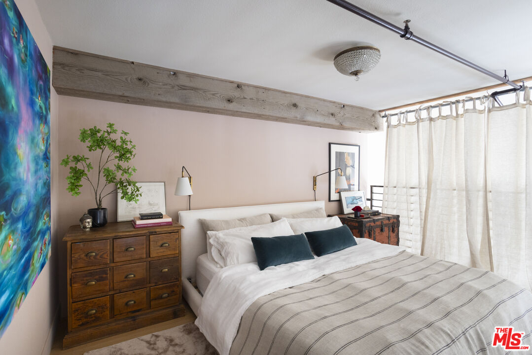 4115 Glencoe Ave Unit: 412