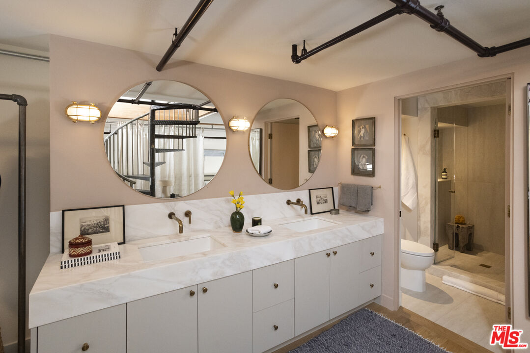 4115 Glencoe Ave Unit: 412